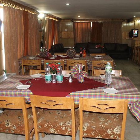 Fluorescence Hotel And Restaurant Gulmarg Dış mekan fotoğraf